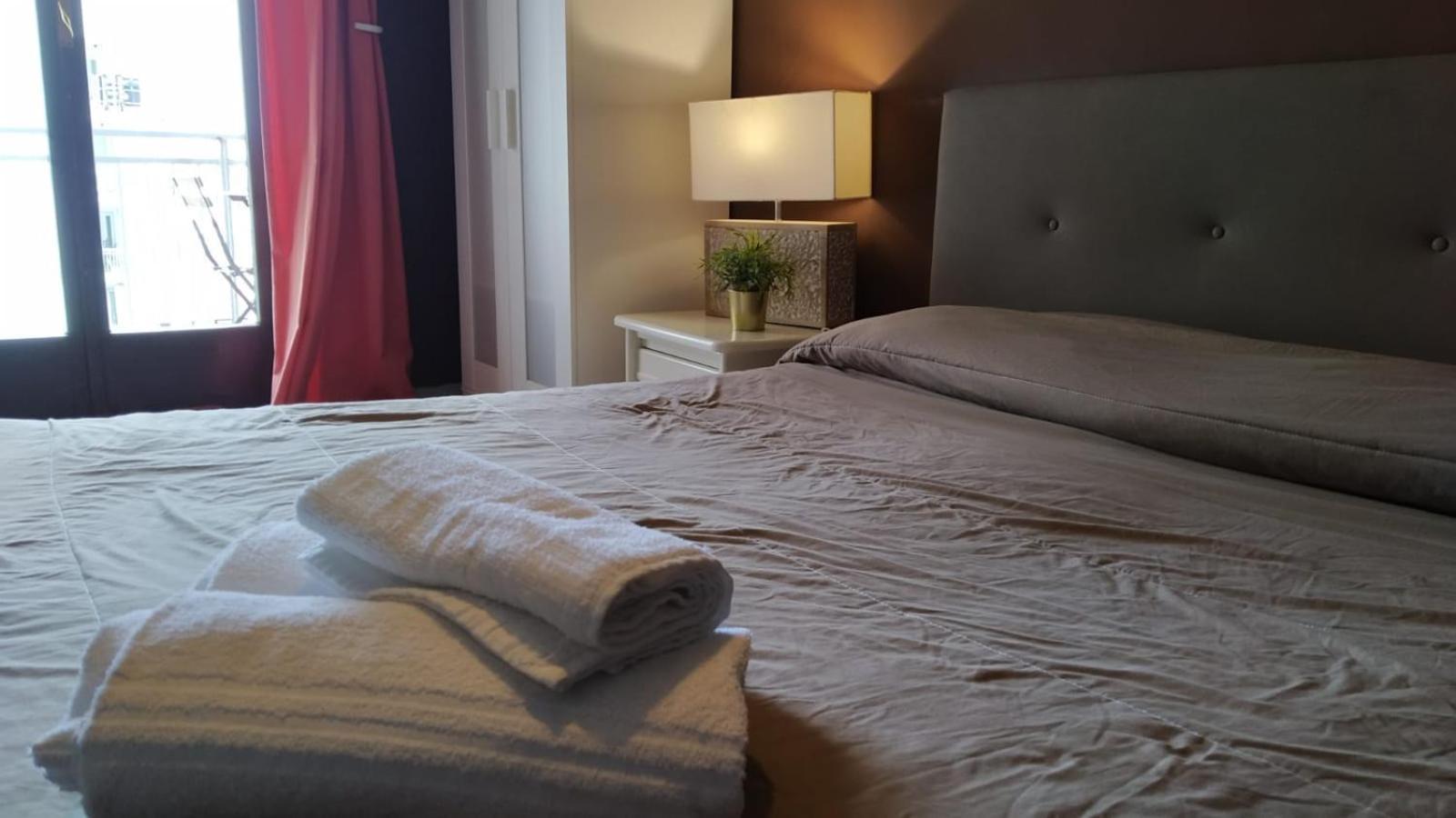 Cconforthotels R&B Semplici Emozioni Барі Екстер'єр фото